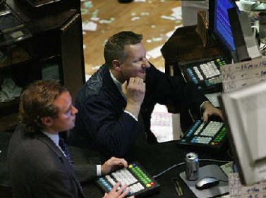 美股集体收高道指涨580点 波音涨超14%