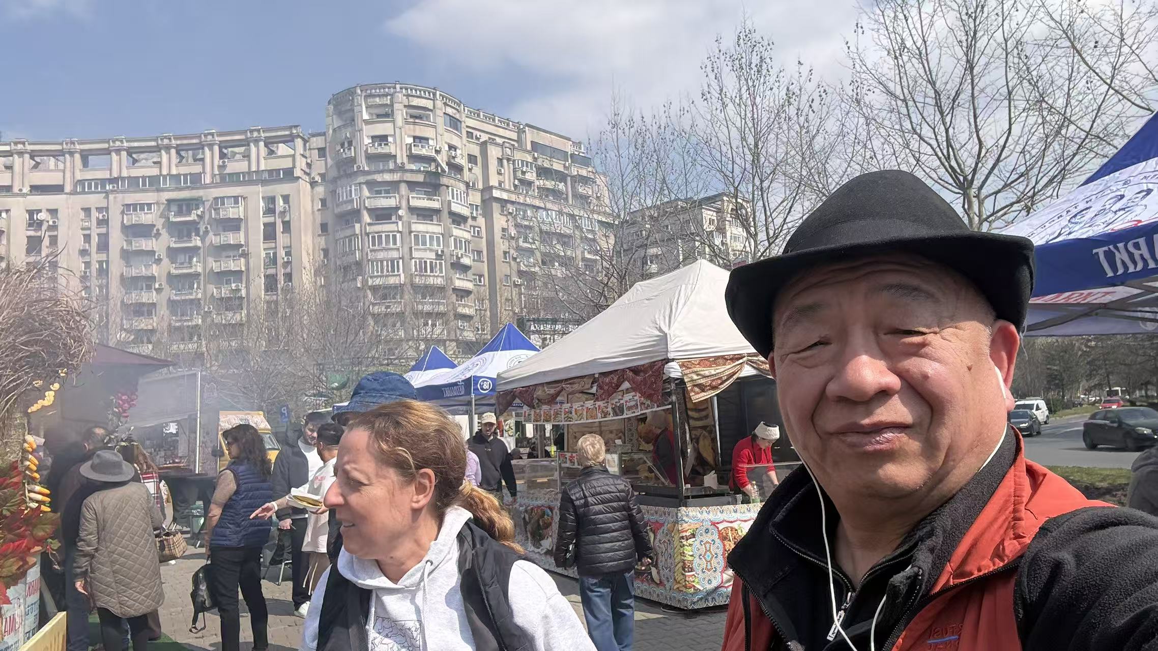 罗马尼亚首都布加勒斯特一年一度的渔业美食节（Festivalul Pescaresc）再度拉开帷幕