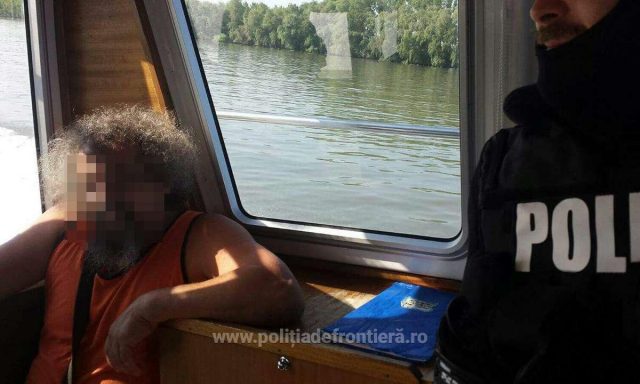 罗马尼亚边防警察拘留了被控种族灭绝的塞尔维亚公民