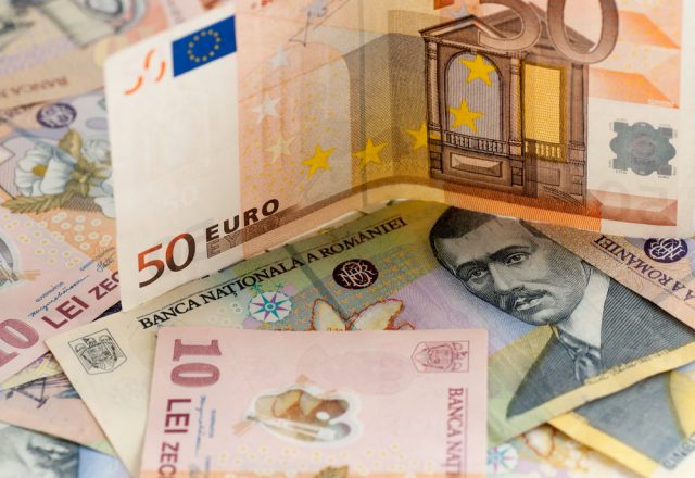 昨天罗马尼亚货币列伊兑换欧元大幅贬值