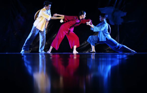 中央芭蕾舞团携《红色娘子军》首访西班牙