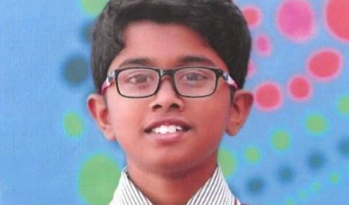 印度神童9岁发明手机软件 13岁开公司
