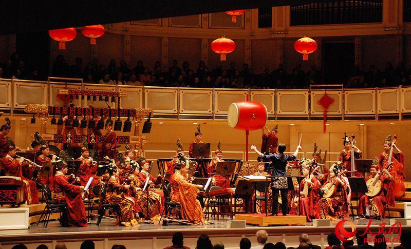 国乐名曲和京剧经典闪亮在芝加哥交响中心大舞台