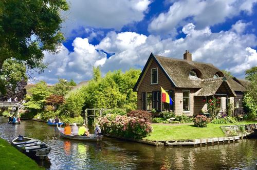 远在欧洲的荷兰也有“小桥流水人家”