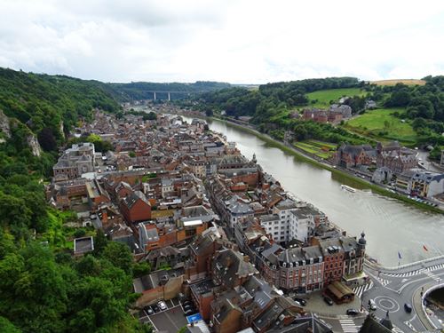 比利时最美小城，萨克斯管的诞生地