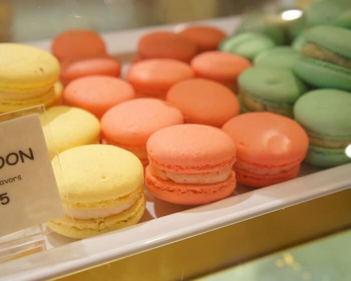 法国七大浪漫甜品：排第一的名叫“少女的酥胸”