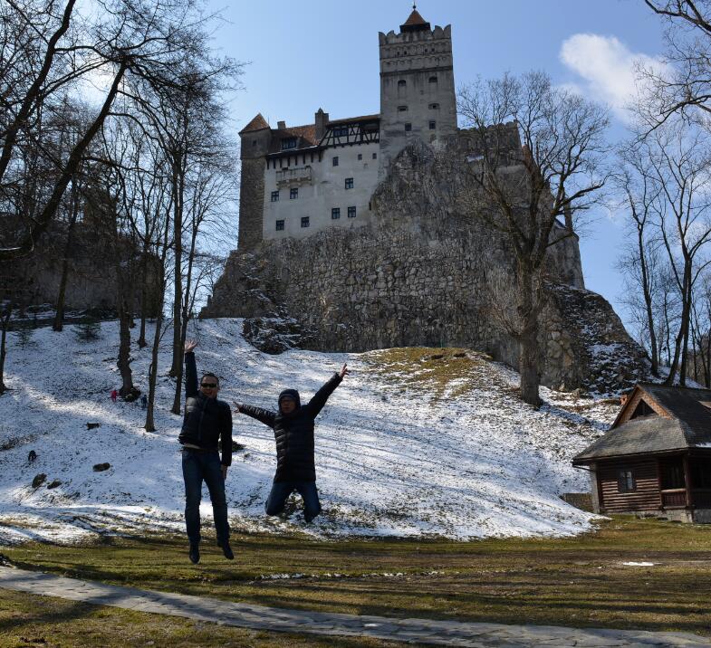 罗马尼亚今在吸血鬼城堡给游客接种疫苗