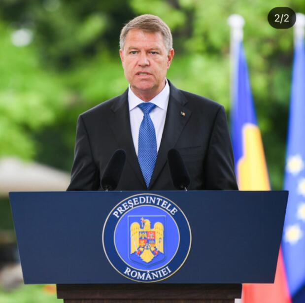 罗马尼亚总统呼吁家长和老师接种疫苗，迎接新学年开学